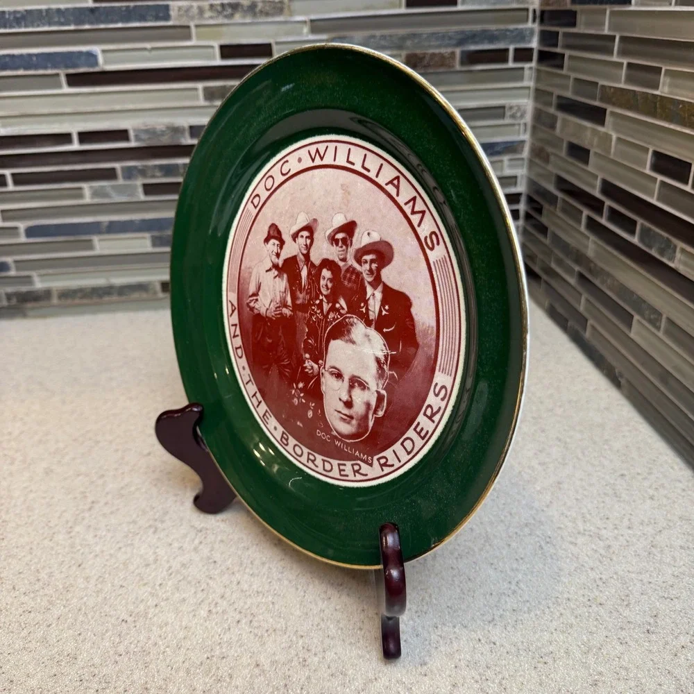Vintage Doc Williams and The Border Riders Collector Plate 22K Gold Bel-Ar 9.25